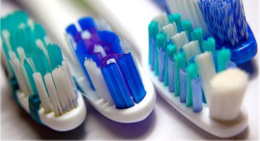 Сколько и когда чистить зубы и кое-что о       жевательных резинках